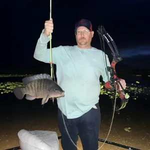 Bow Giggity Charter bowfishing photo